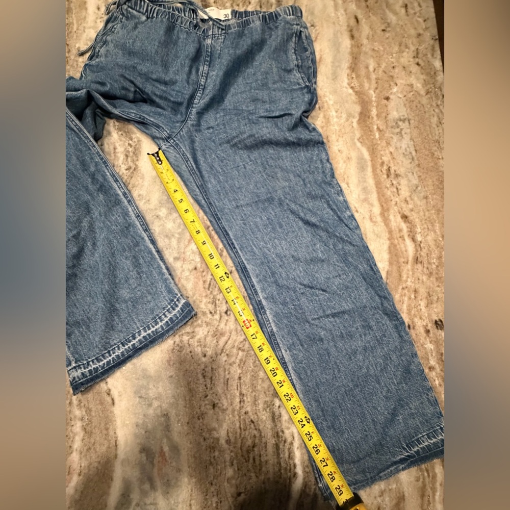 Rag & Bone Ultra Featherweight Logan Beach Denim Pant in DelMar Size 30 - Picture 6 of 10